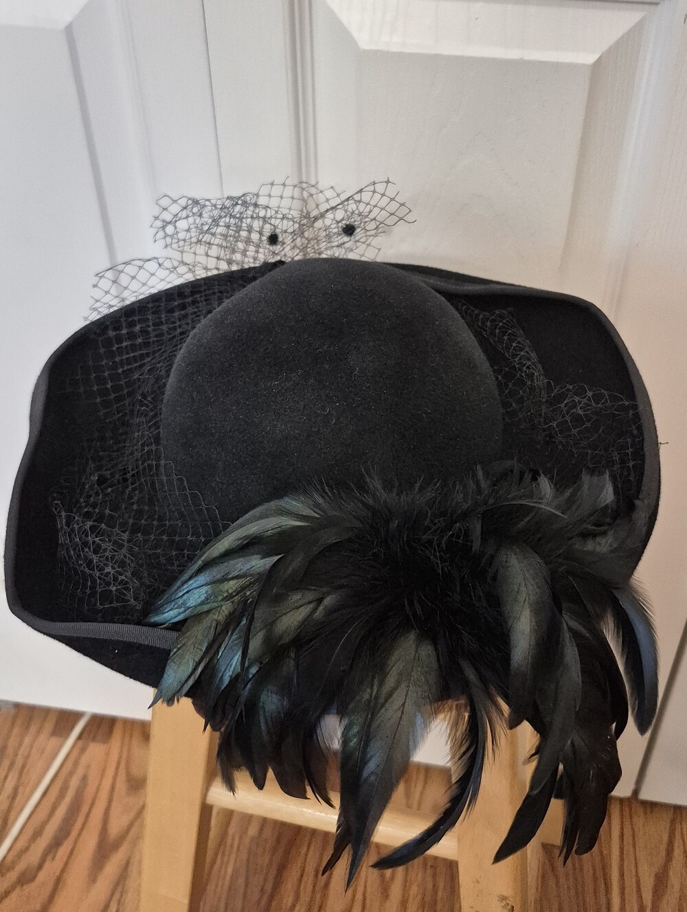 La Morisette Millinery Chicago Black Wool Hat With Coque Feathers Vintage